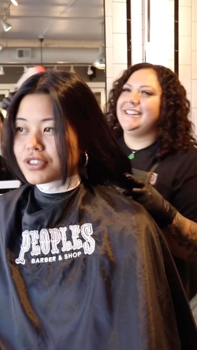 Jill killin’ it again! 🔪Book your next visit online!

💈 See you soon! #PeoplesBarber #bayareabarber

Long hair. Short hair. We don’t care! We got you covered whatever your hair needs are. #PeoplesBabrberShop