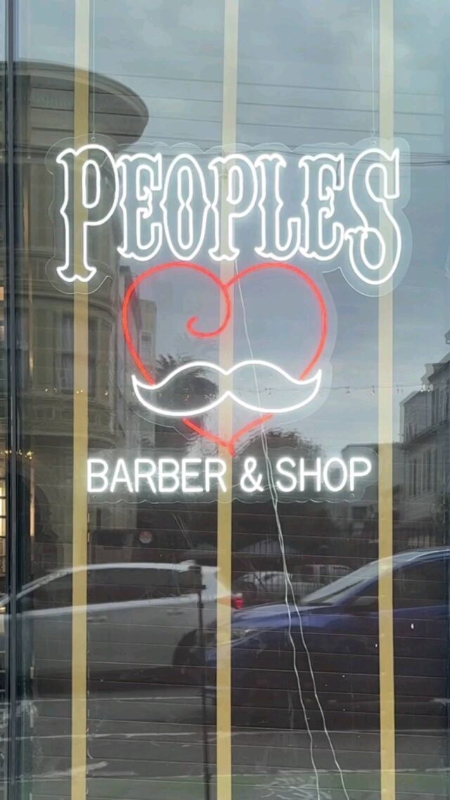 Ready to rock the weekend with a fresh new haircut from People's! 💈 Beat the rush- book now!

#PeoplesBarberShop #SFBarber #BayAreaBarber #PeoplesBarber #Barber #Barbershop #OldSchoolBarber